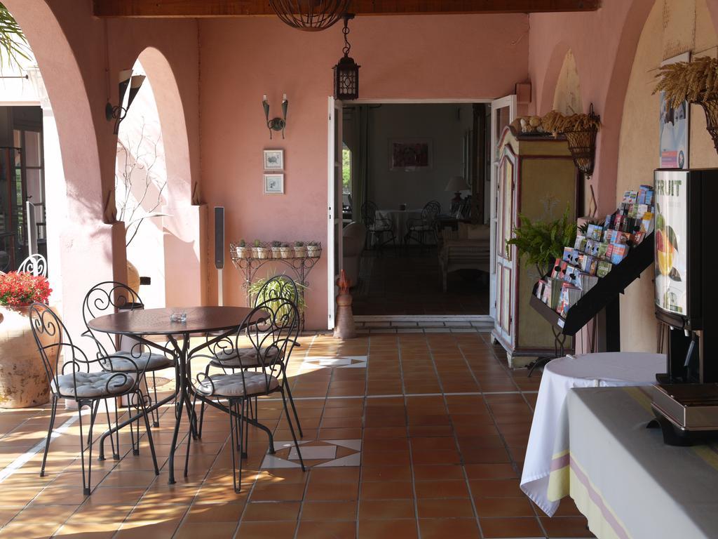 Hotel La Bastide De Biot Exteriér fotografie