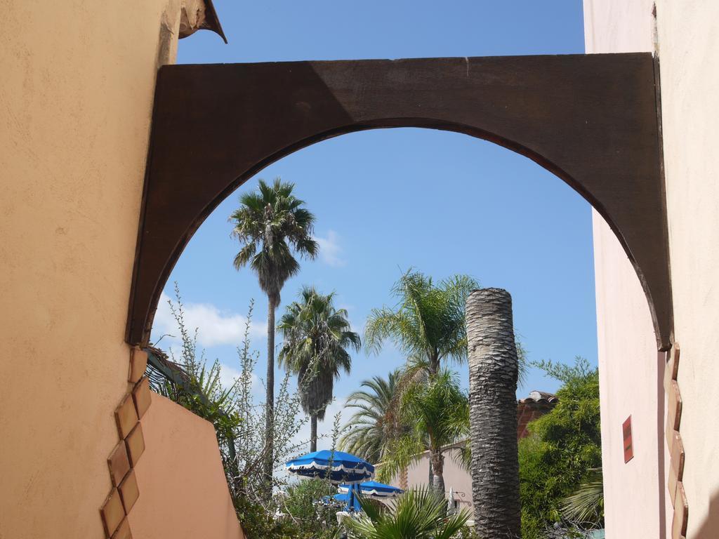 Hotel La Bastide De Biot Exteriér fotografie