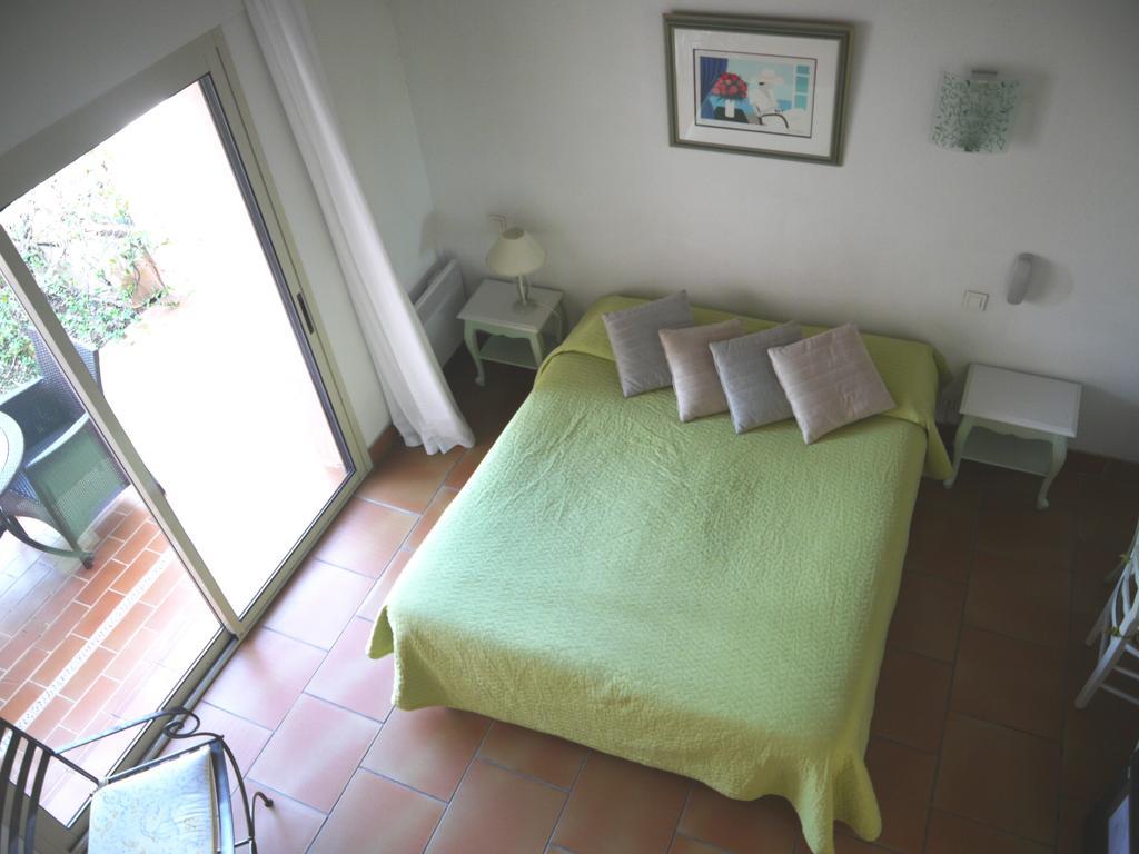Hotel La Bastide De Biot Exteriér fotografie